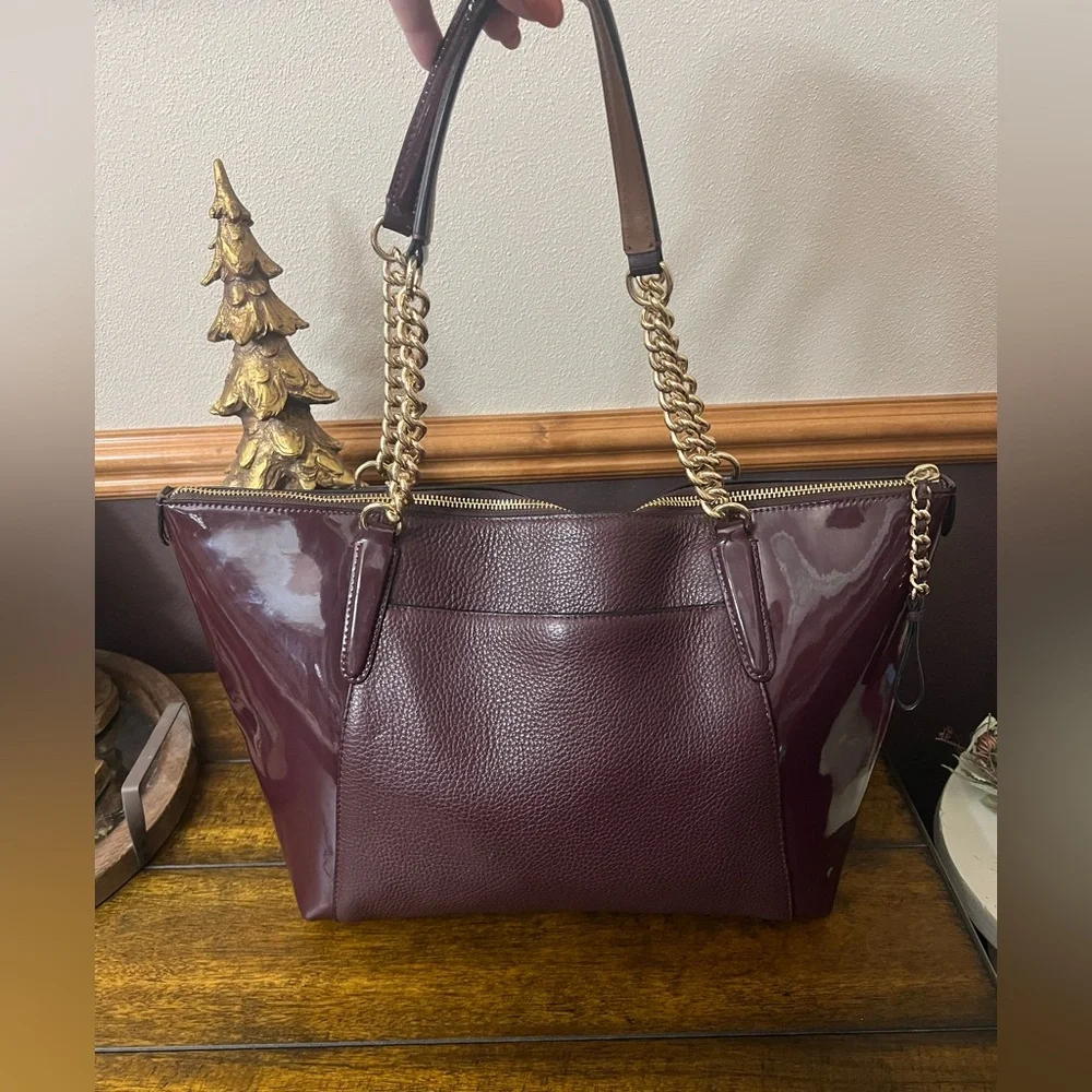 Coach Ava Chain Patent Pebbled Leather Purse Tote